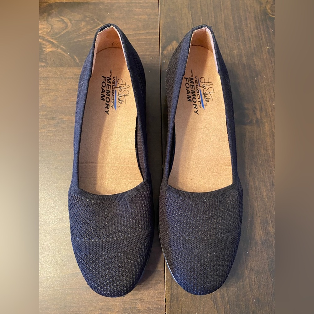 Life Stride Women's black Loafers size 10m